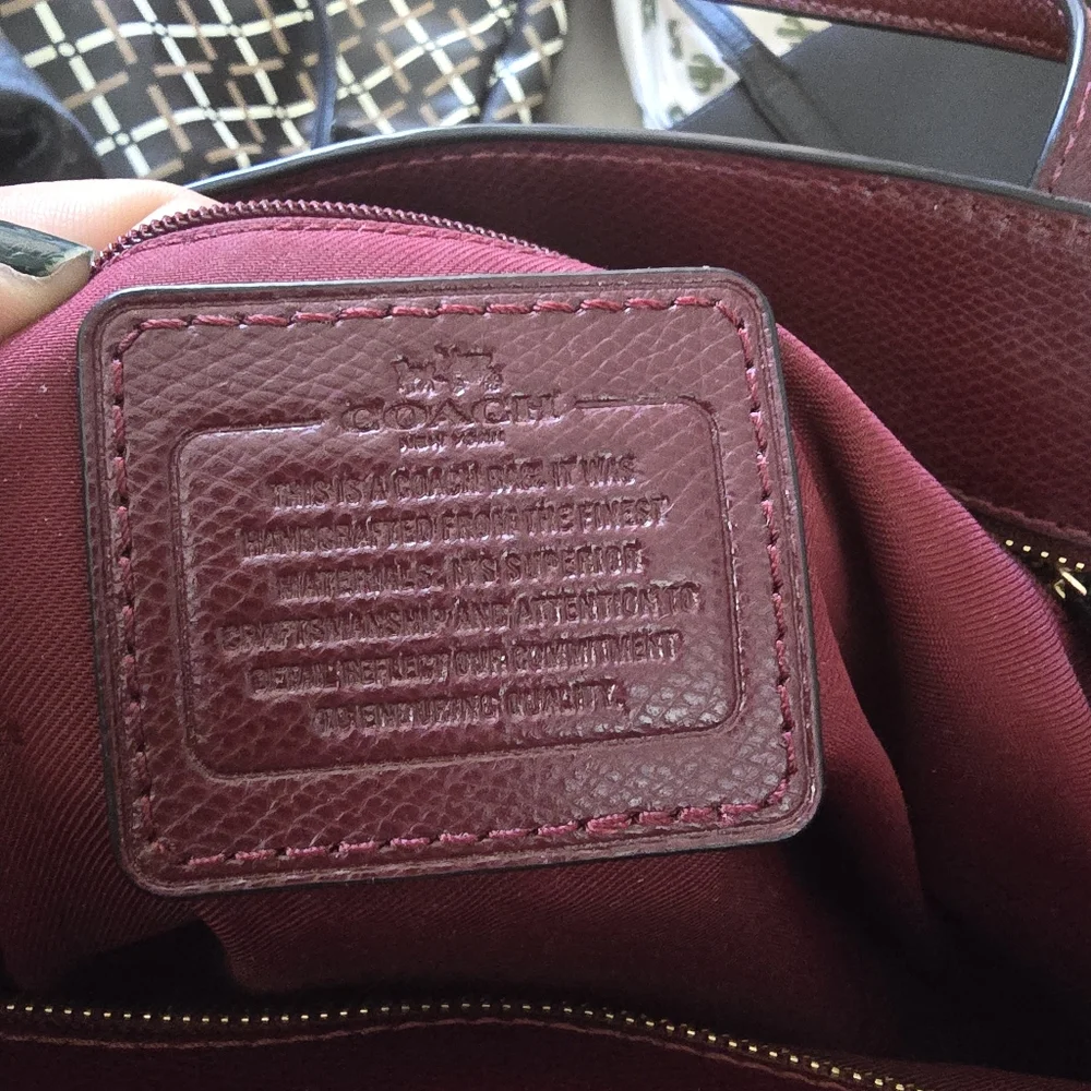 Coach Oxblood Pebbled Leather Tote Bag – Burgundy / Wine